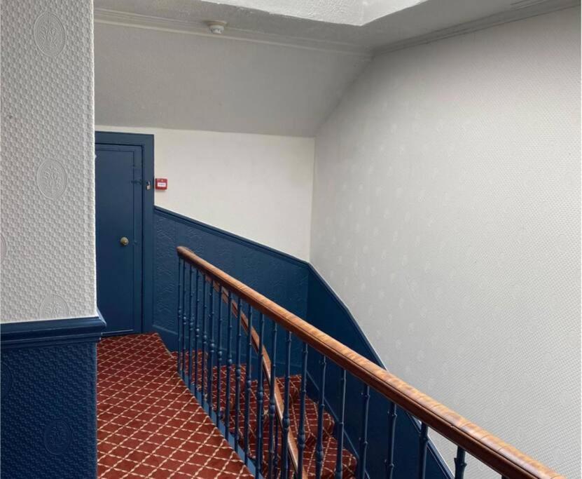 The Kingsview Townhouse - Boutique Hostel Edinburgh Luaran gambar
